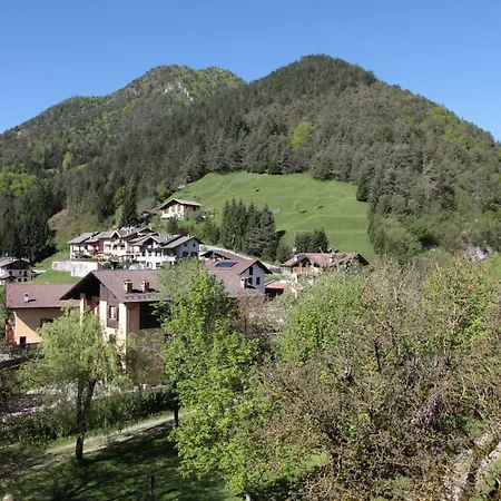 Bed & Breakfast Casavecchia Tiarno di Sopra